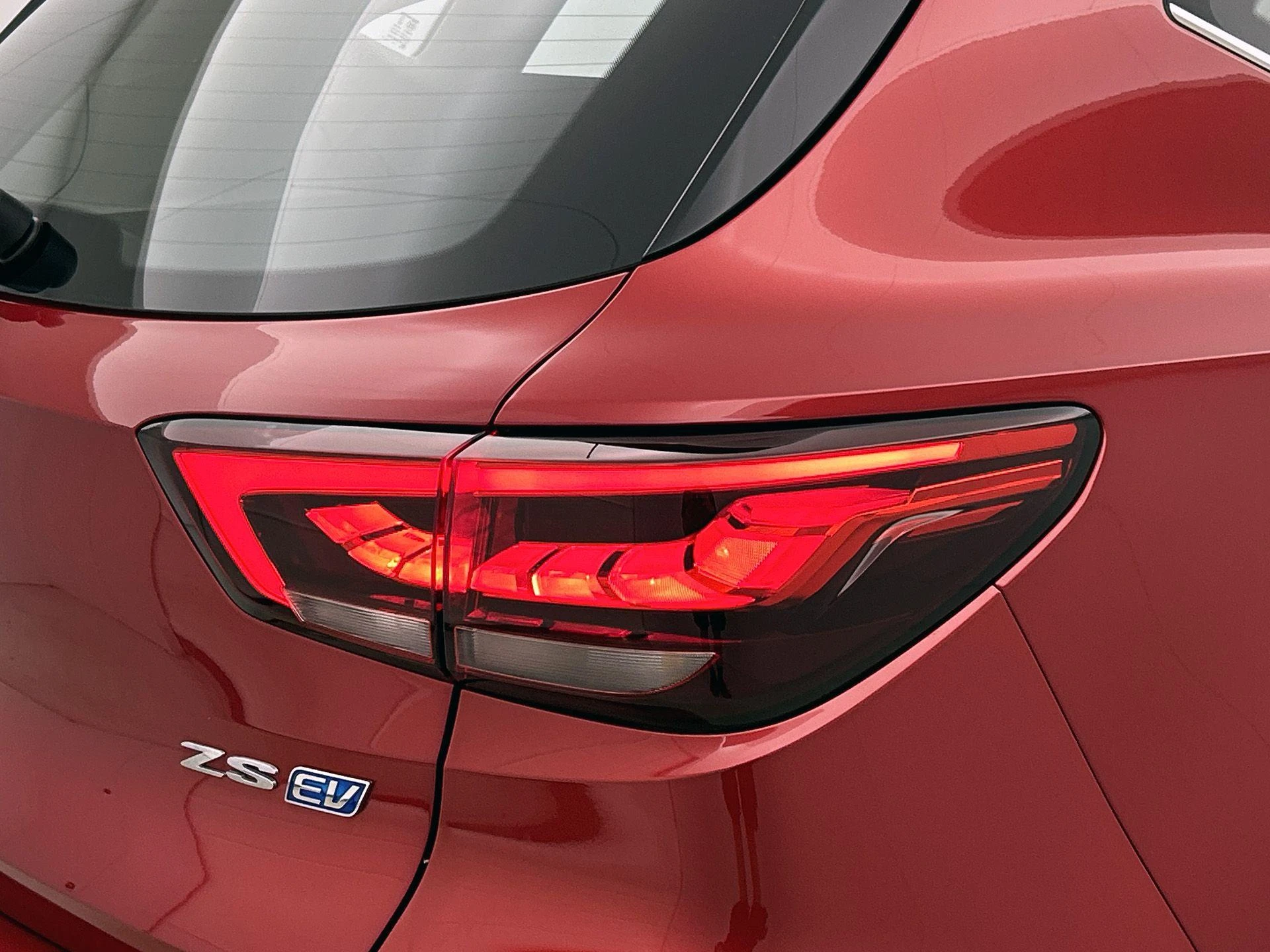 MG-ZS-image-30