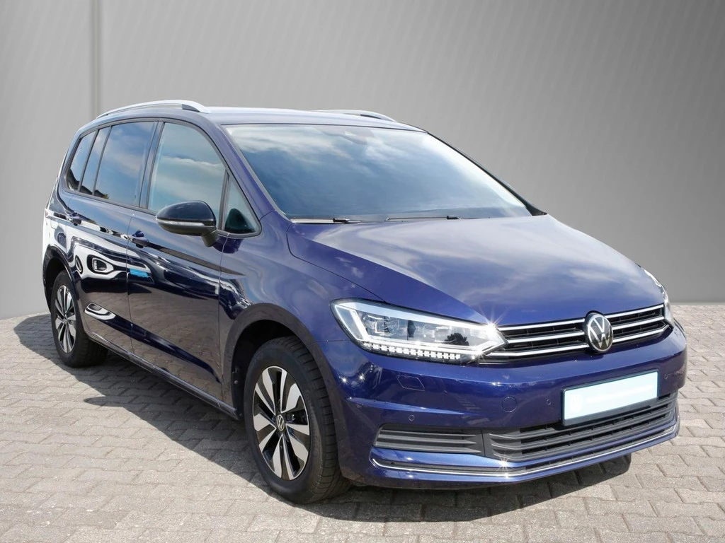 Volkswagen-Touran-image-1