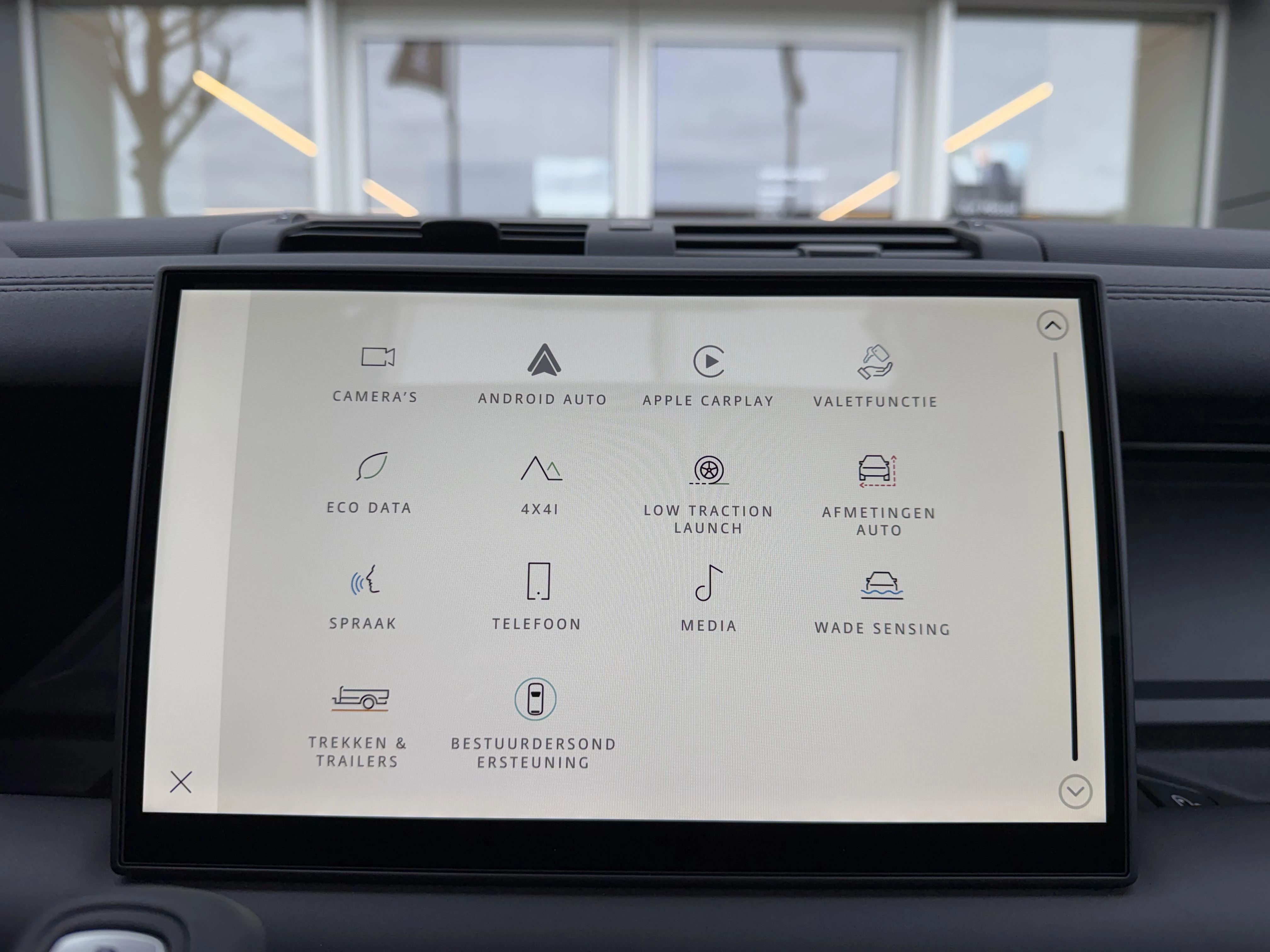 Land Rover-Defender-image-21