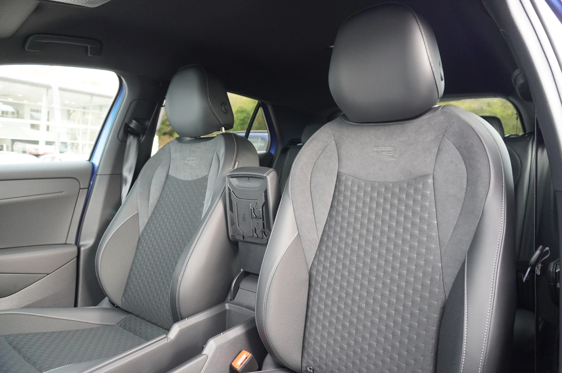 Volkswagen T-Roc 1.5 eTSI 150 R-Line 5dr DSG