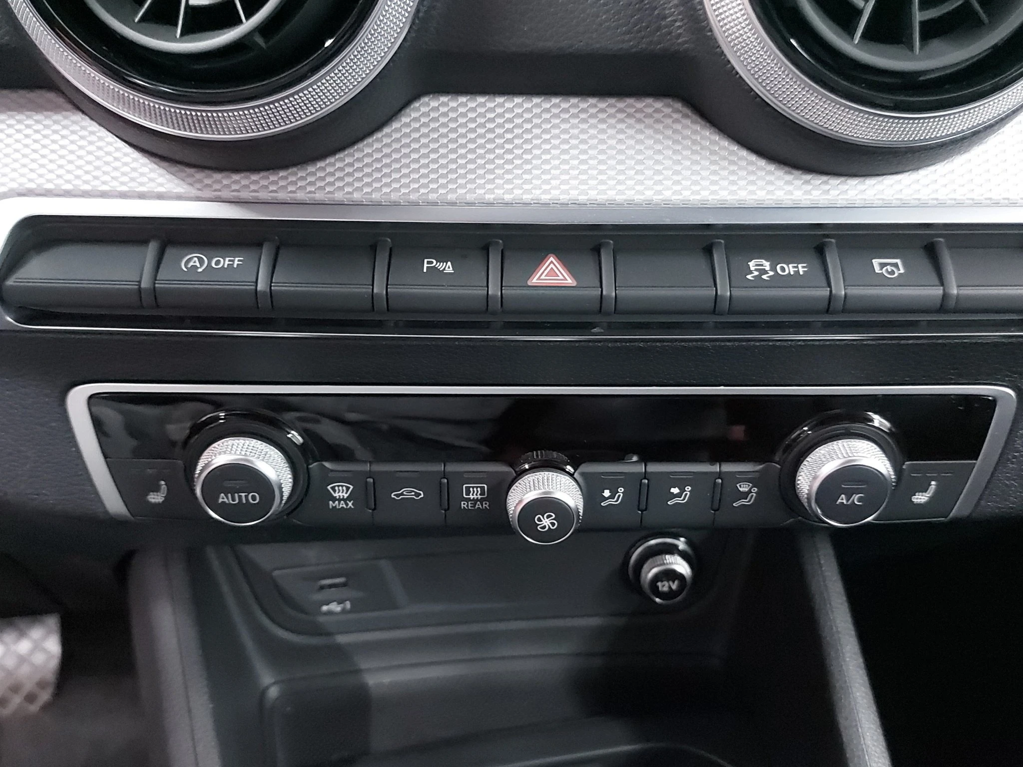 Audi-Q2-image-19