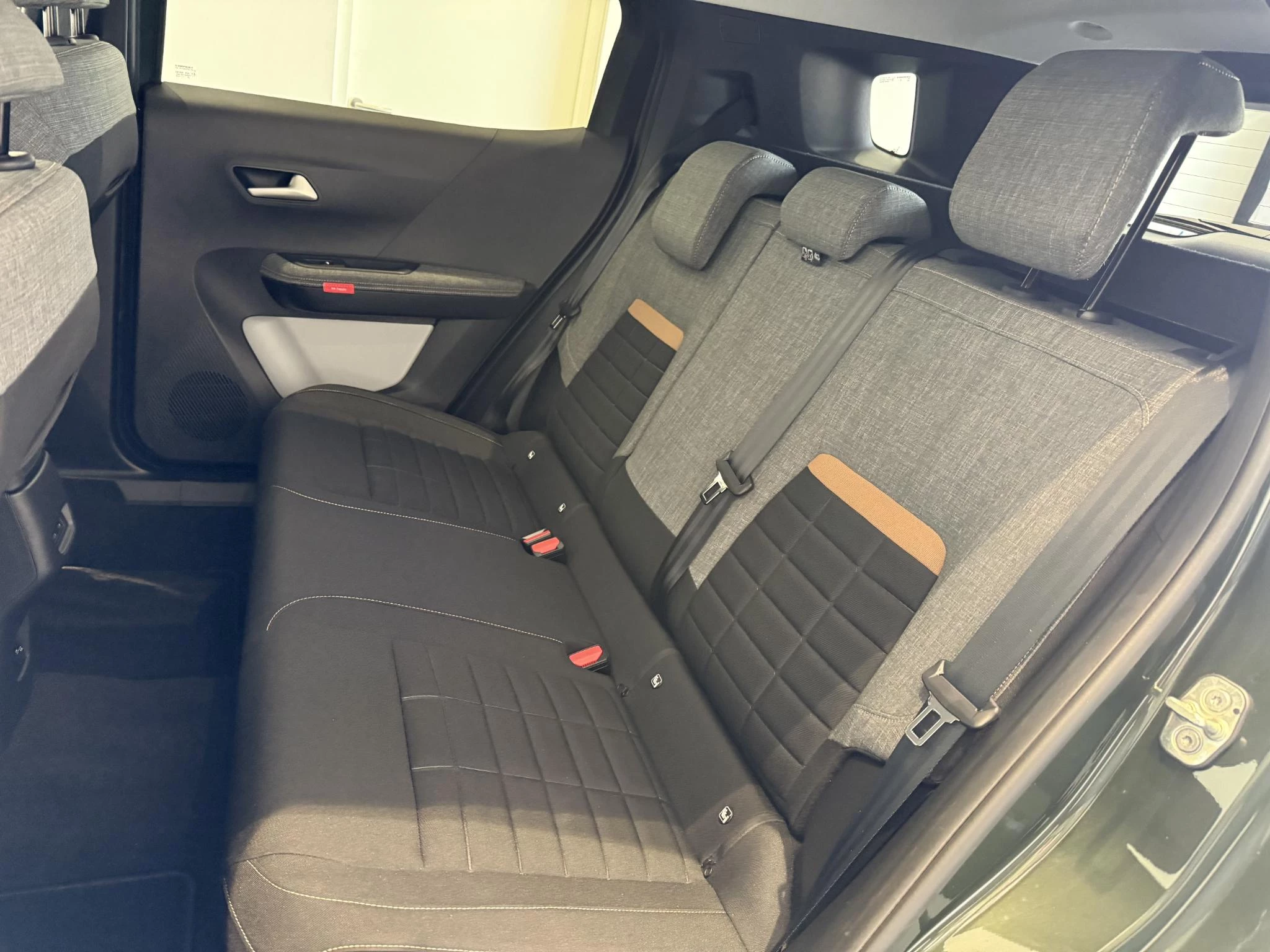 Citroën C3 Aircross 1.2 Hybrid 145pk Plus