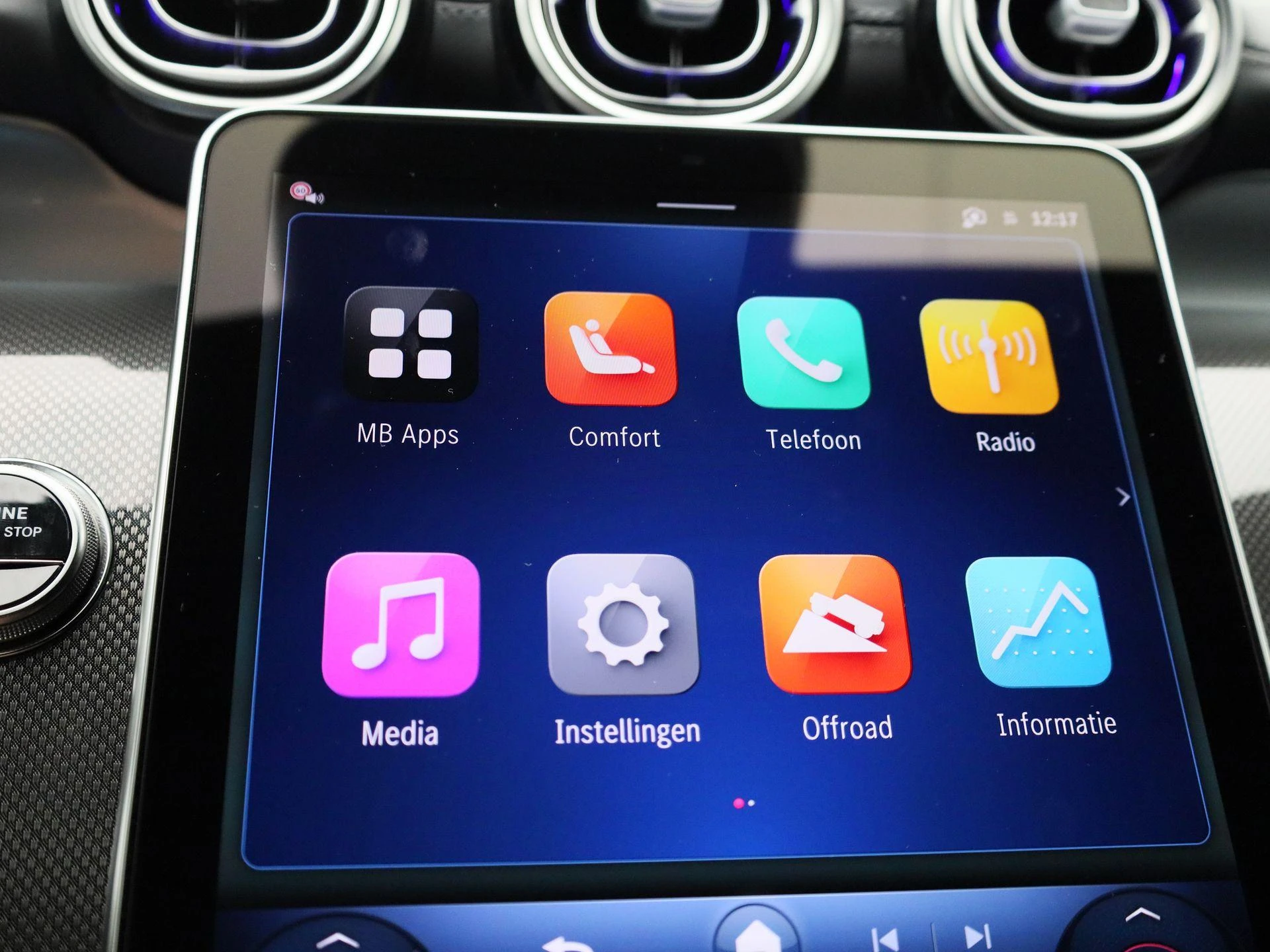 Mercedes-Benz-GLC-image-19