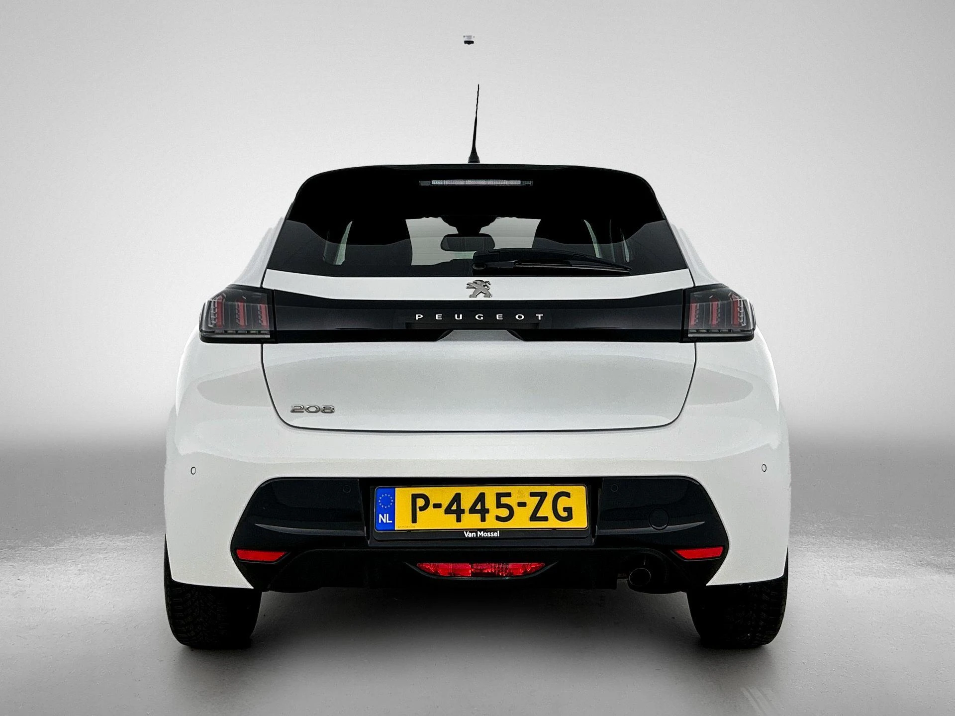 Peugeot-208-image-2