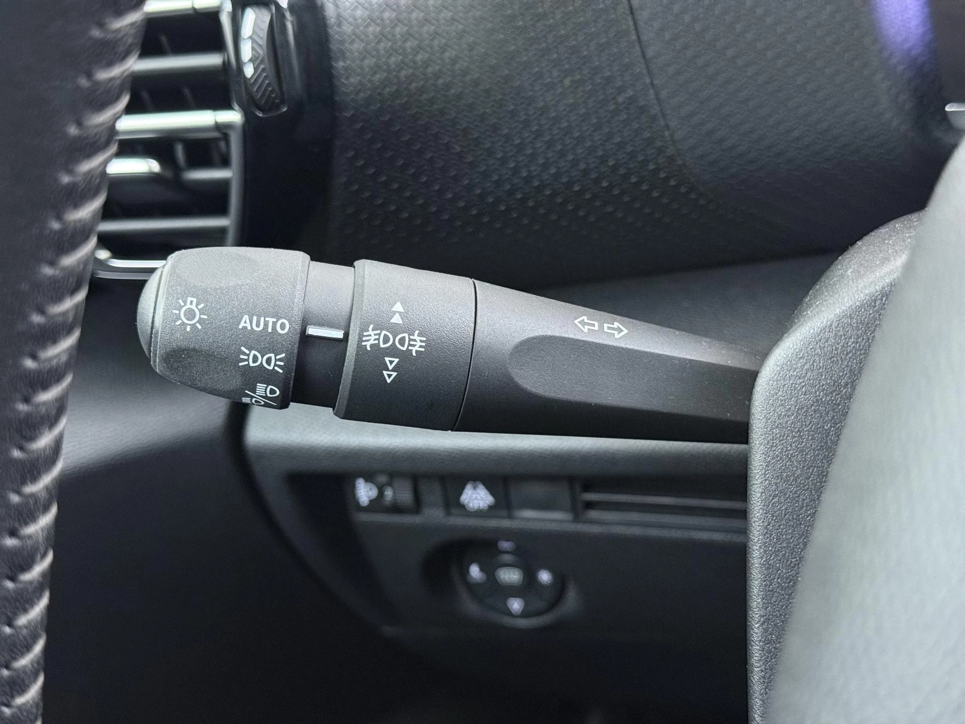 Citroën-C4-image-12