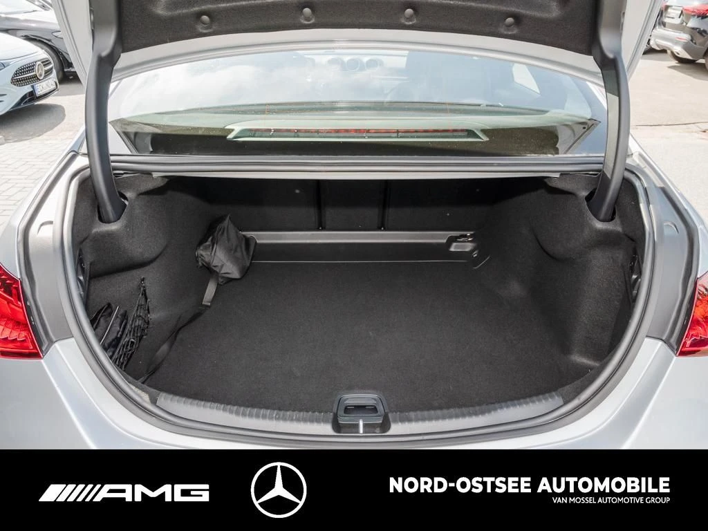 Mercedes-Benz C-Klasse 300 AMG AHK MBUX LED SHZ KEYLESS-GO AMG Line