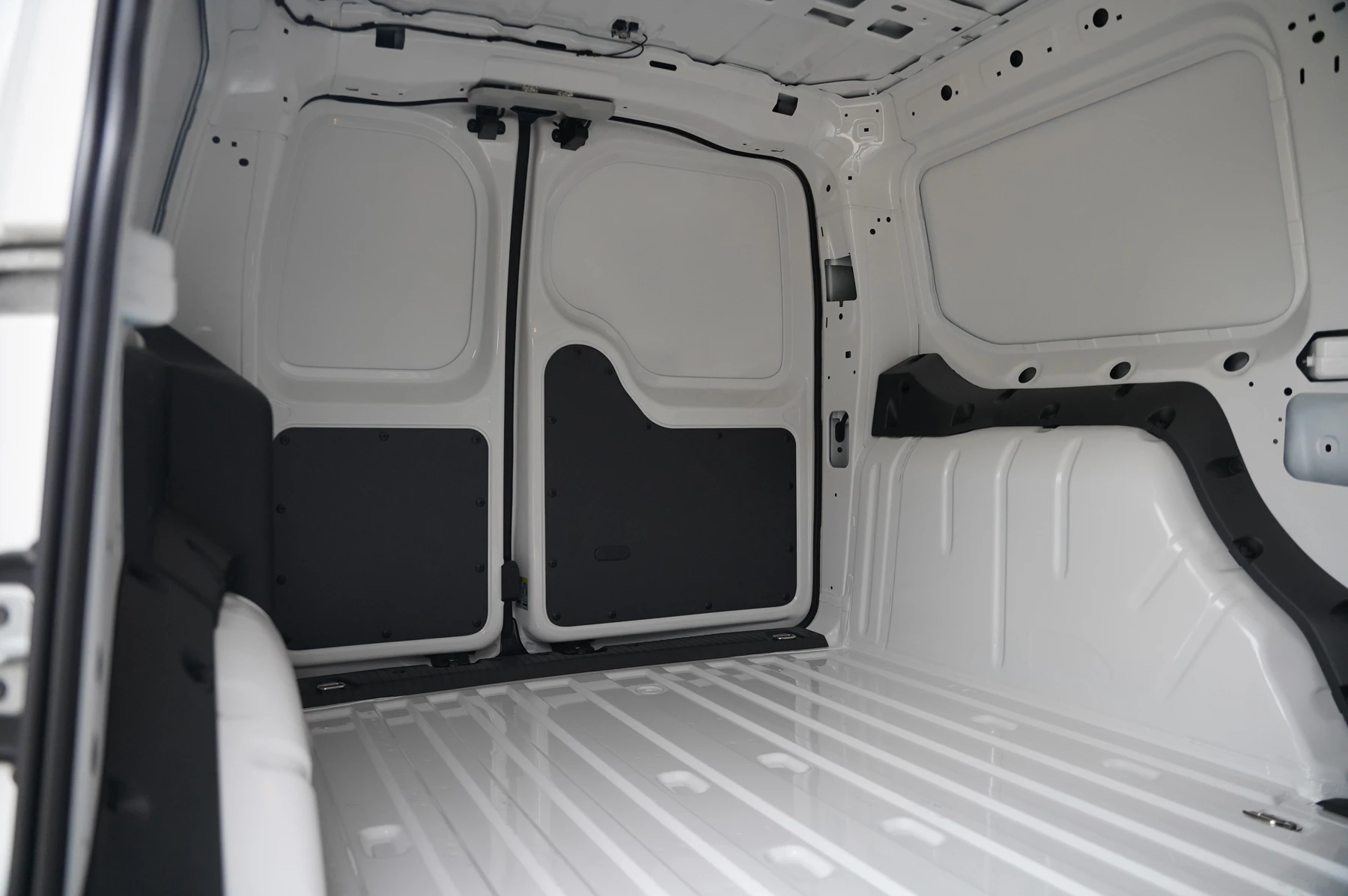 Volkswagen-Caddy-image-27