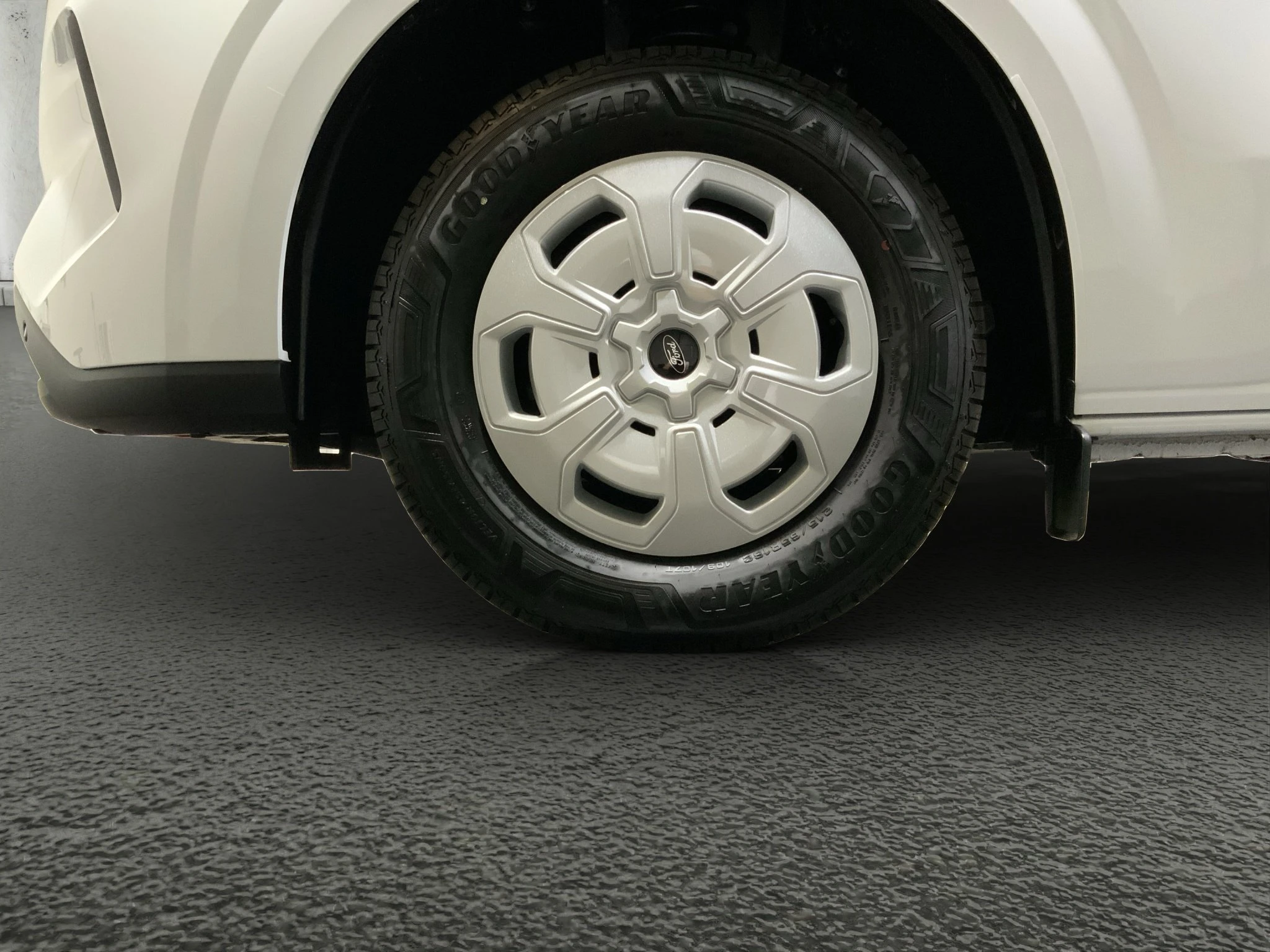 Ford-Transit Custom-image-8