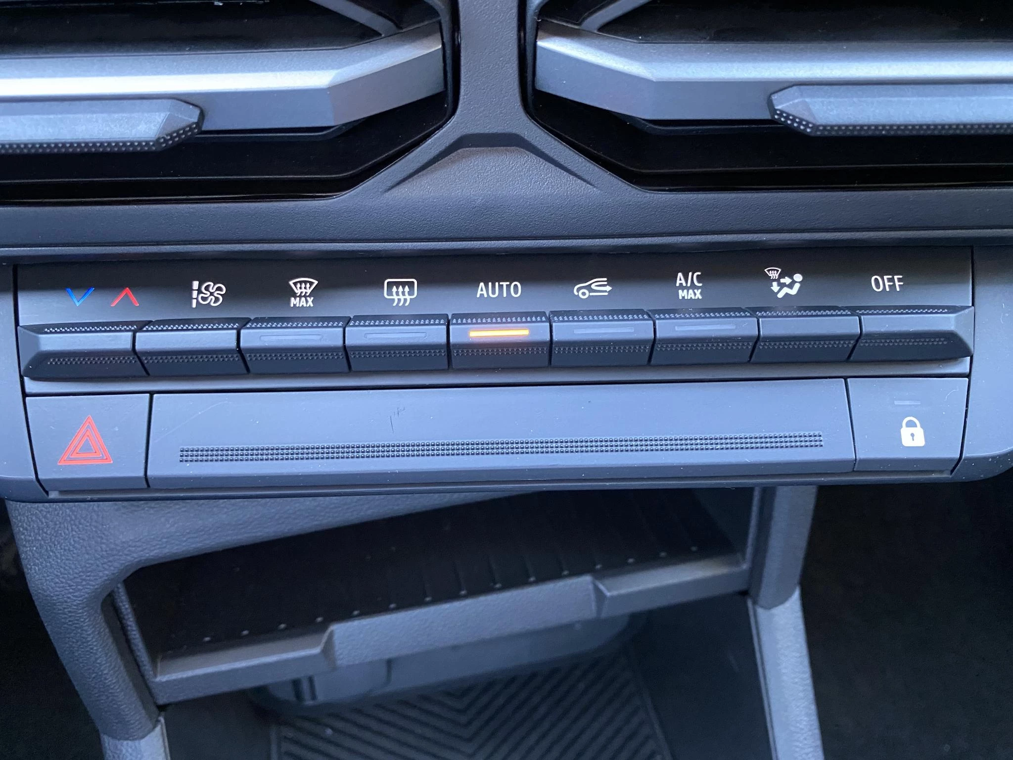 Dacia Duster Journey Hybrid 155
