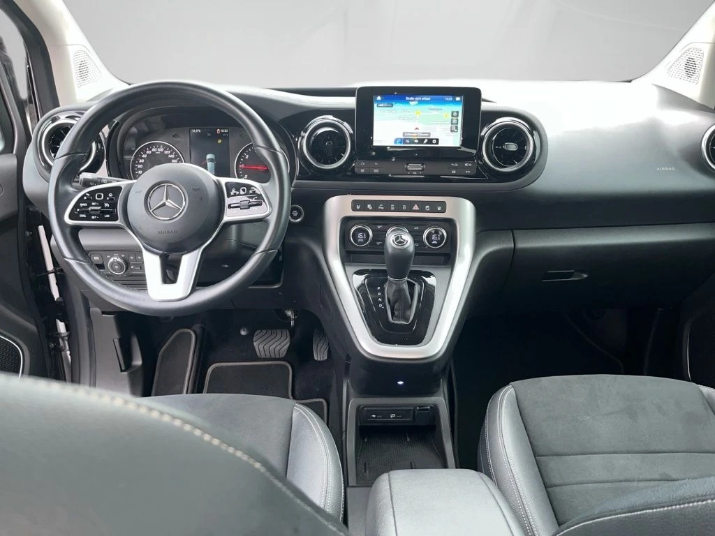 Mercedes-Benz-T-Klasse 180-image-11