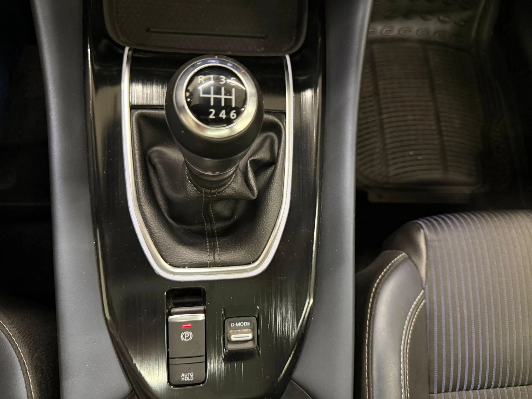 Nissan QASHQAI MHEV 103KW Tekna