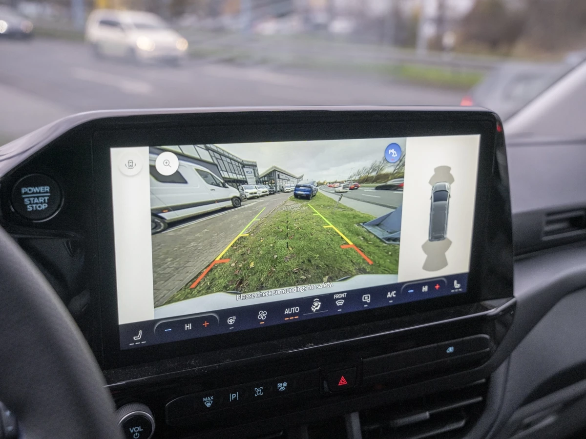 Ford-Transit Custom-image-14