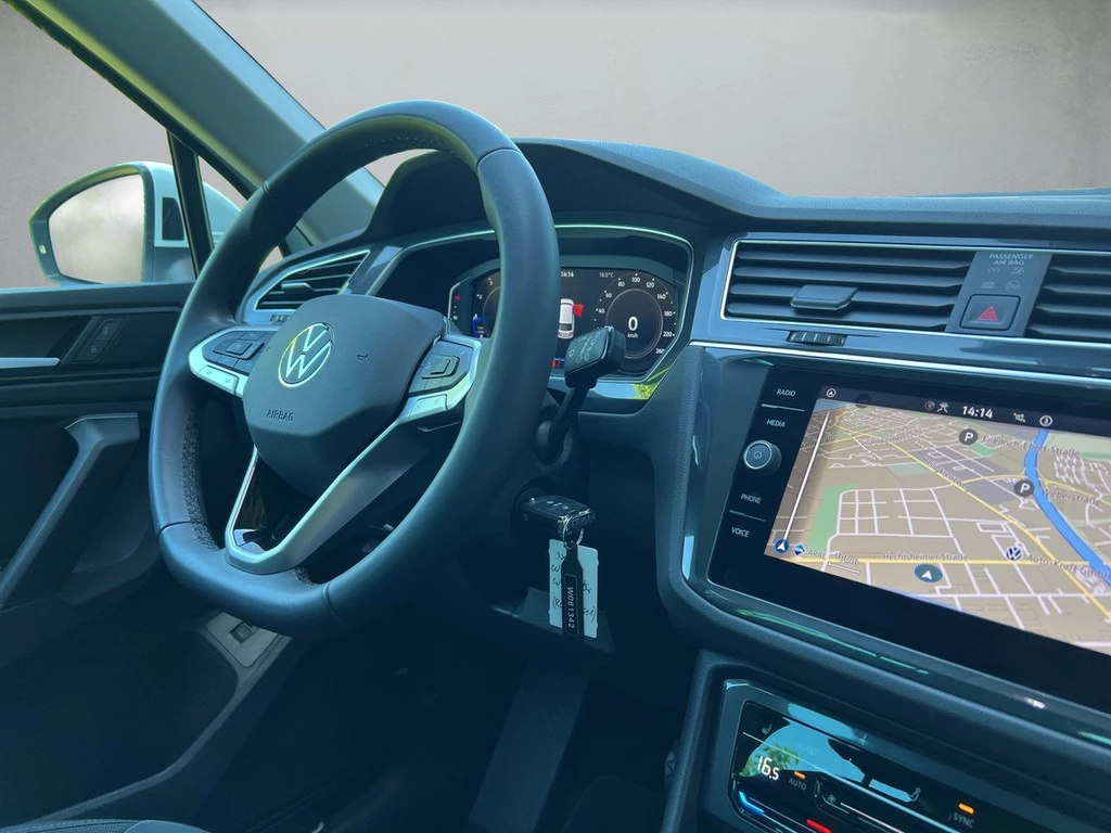 Volkswagen Tiguan 1.5 TSI DSG Elegance *Navi*Matrix*