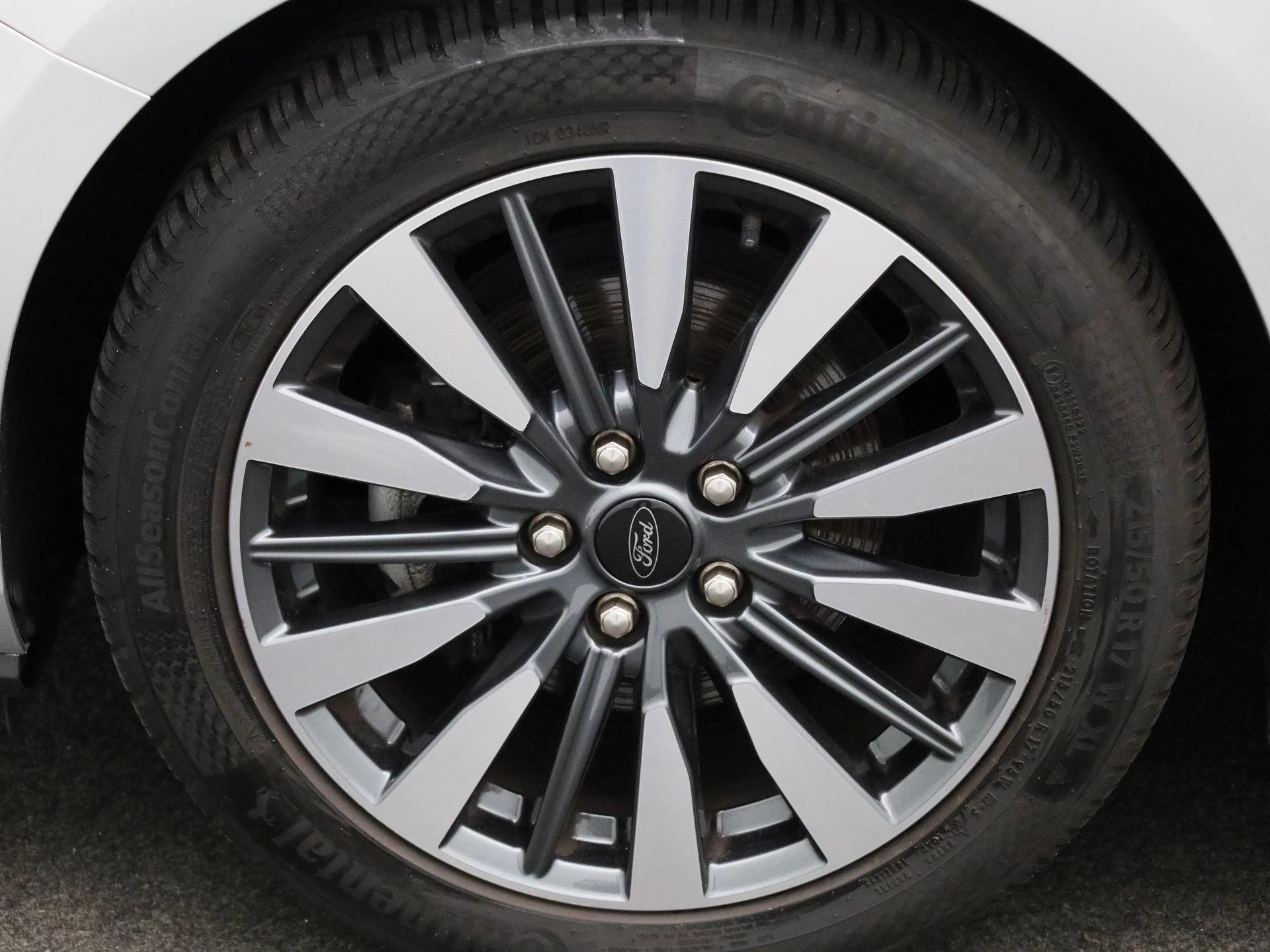 Ford Focus Wagon 1.0 EcoBoost Hybrid Titanium X