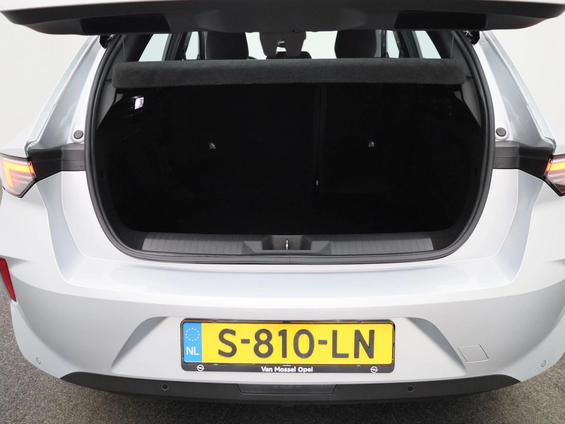 Opel-Astra-image-9