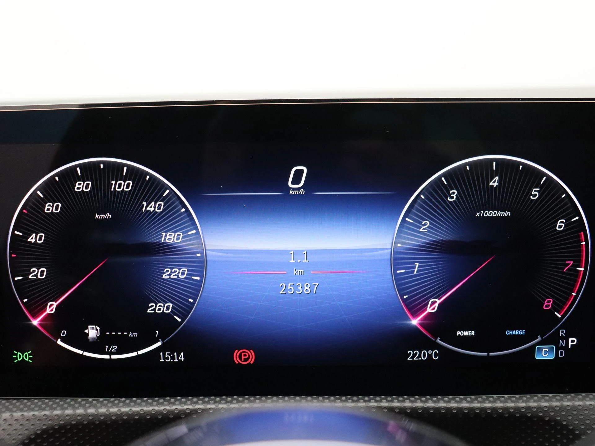 Mercedes-Benz-A-Klasse-image-9