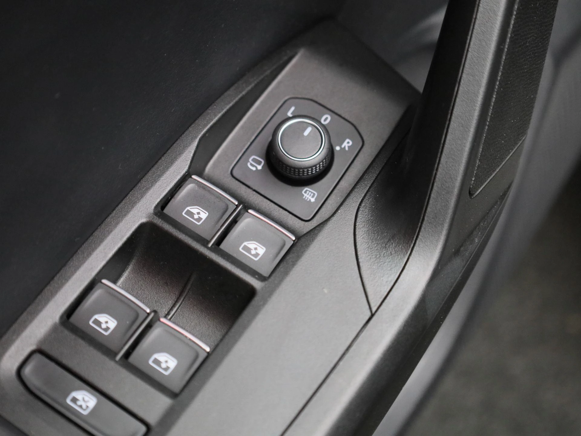 SEAT-Leon-image-33