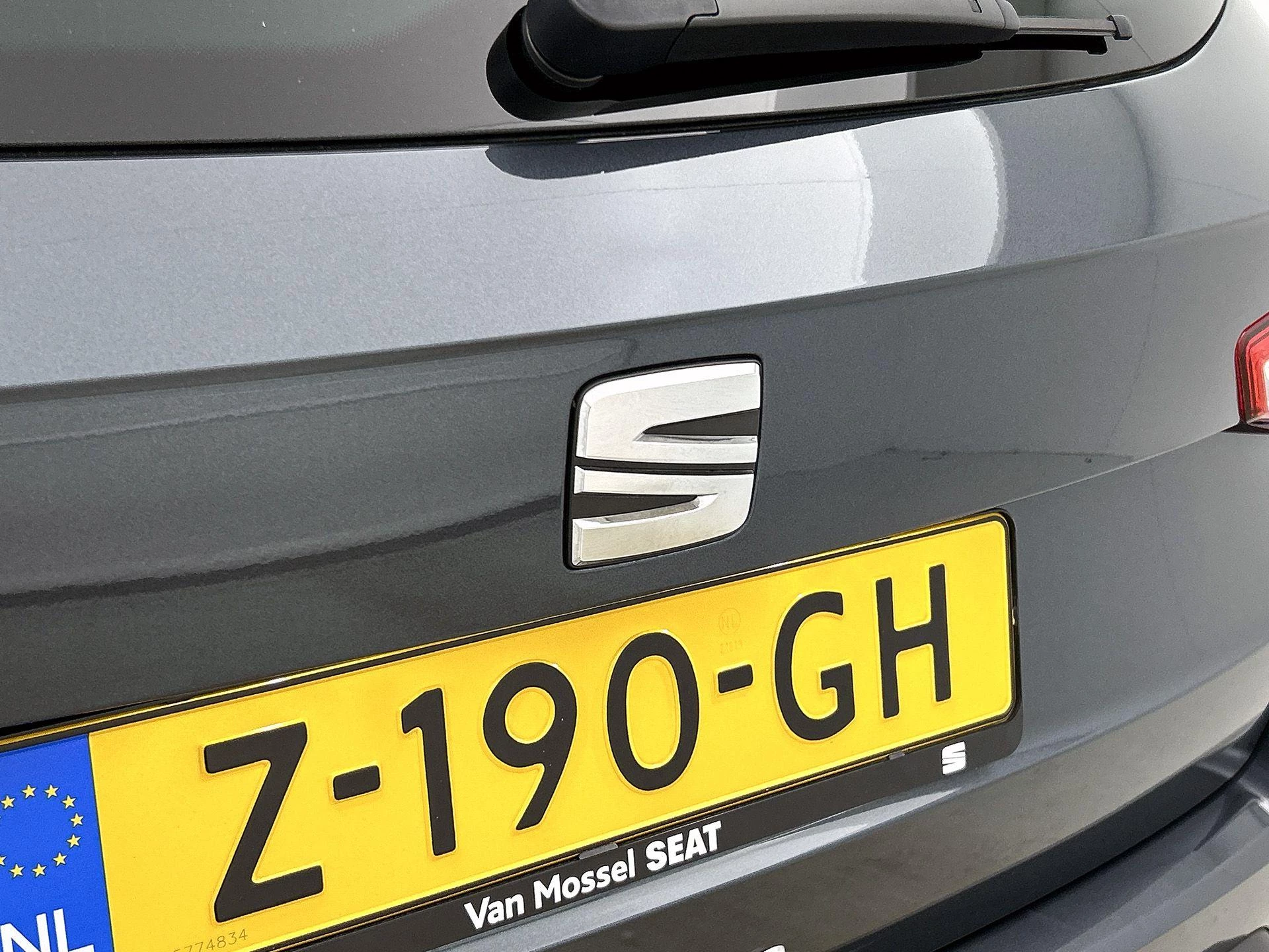 SEAT-Arona-image-13