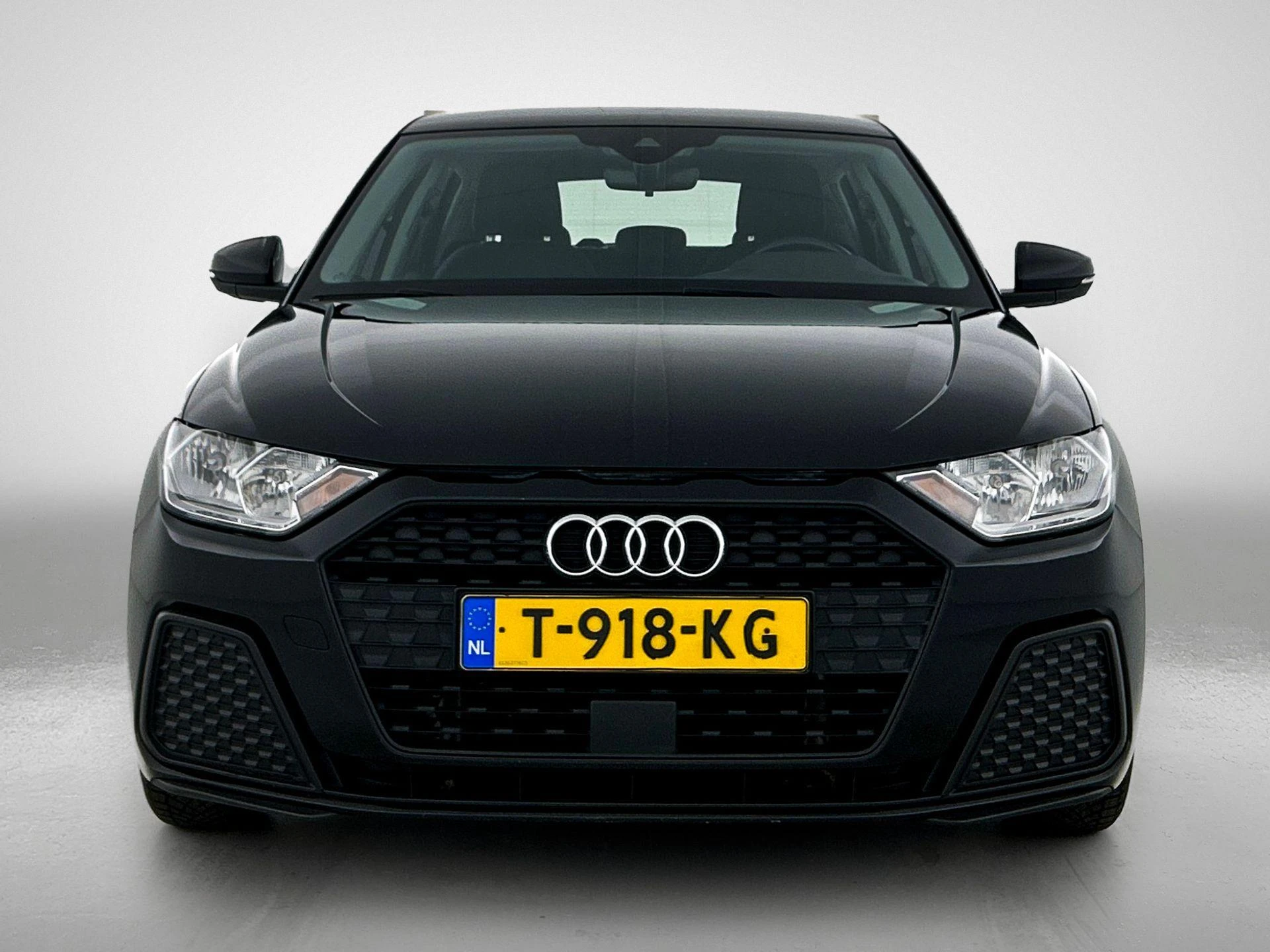 Audi-A1 Sportback-image-4