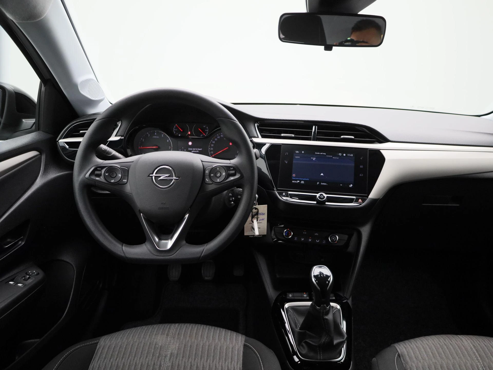Opel-Corsa-image-6