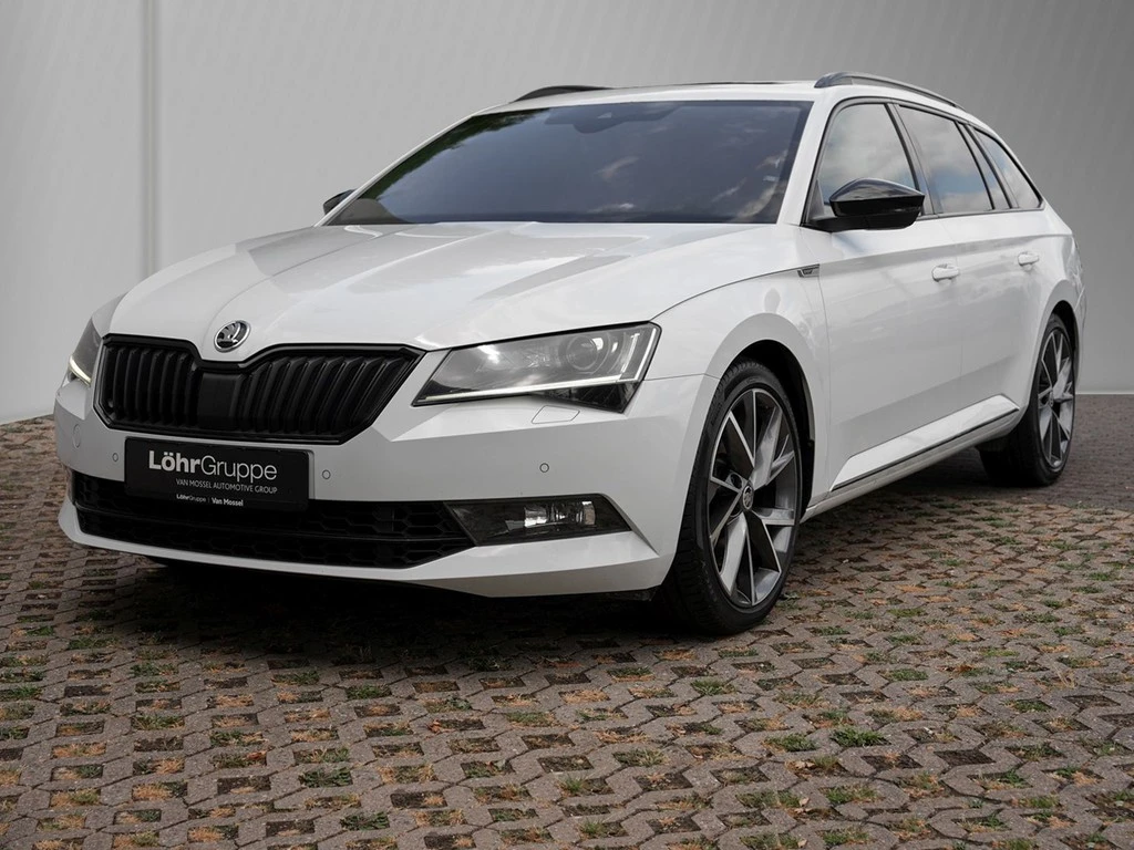 Škoda Superb Combi 2.0 TSI DSG 4x4 Sportline *Xenon*Panorma*AHK*el. Heckklappe*Standheizung*Soundsystem*PD