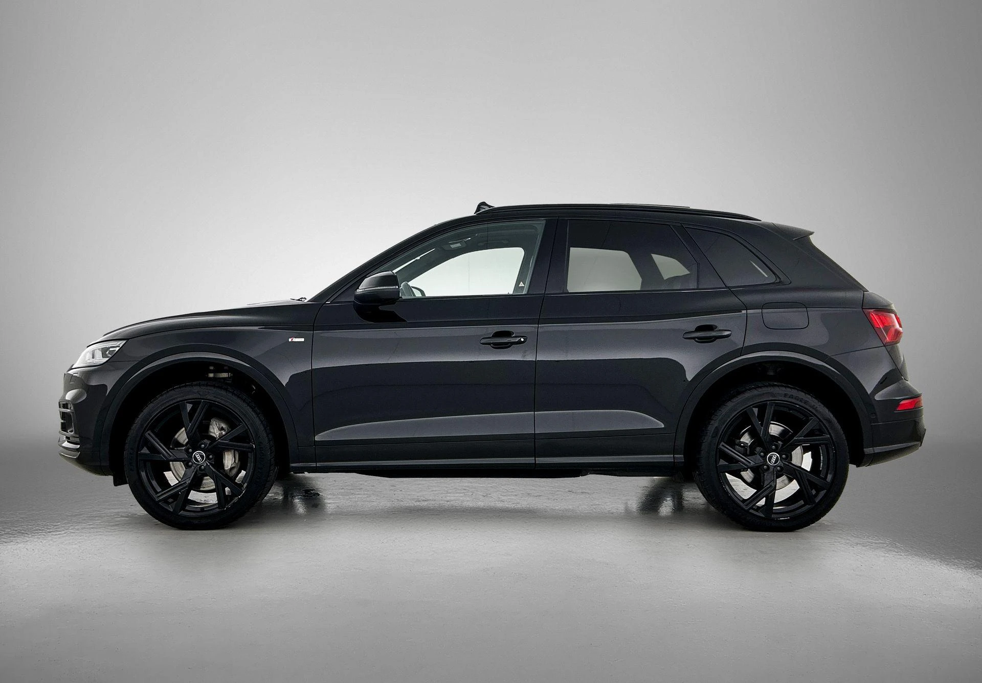 Audi-Q5-image-1