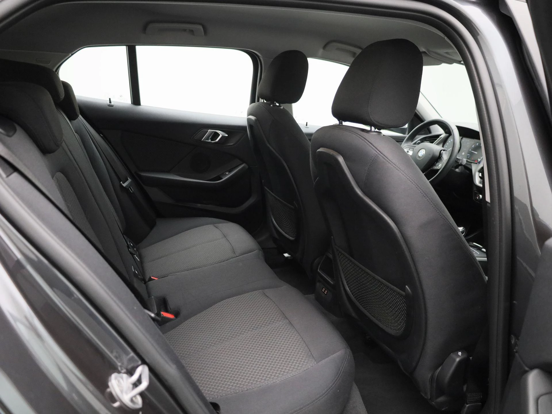 BMW Série 1 Hatch 118iA (100 kW)