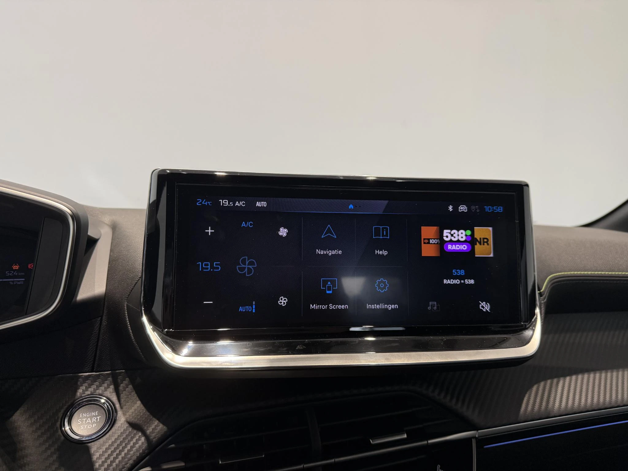 Peugeot-208-image-21