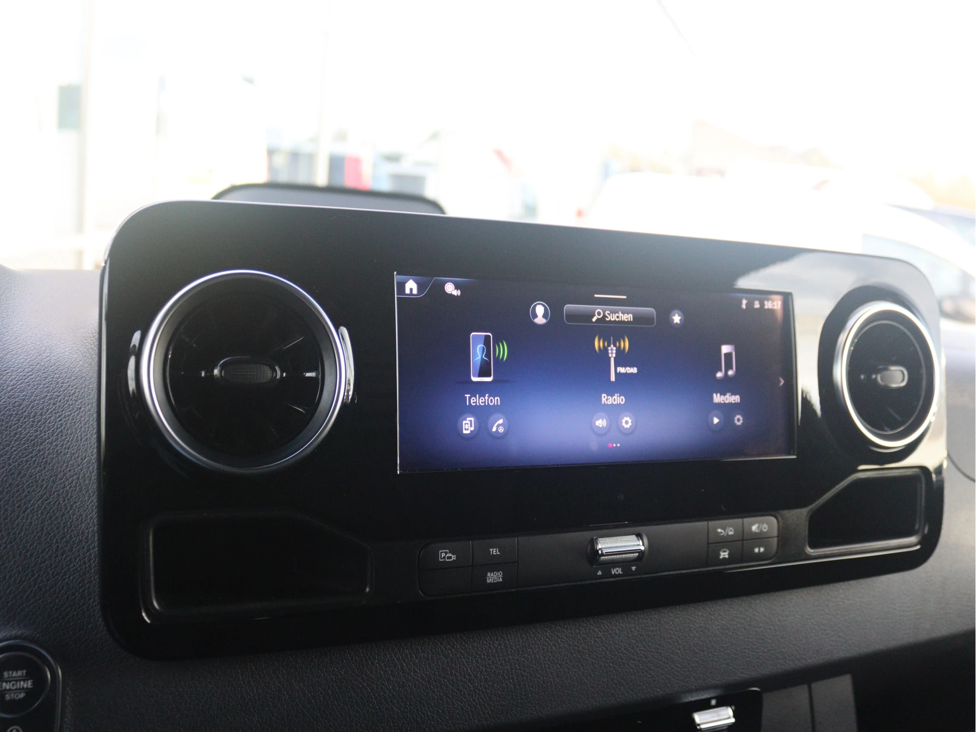 Mercedes-Benz-Sprinter-image-9