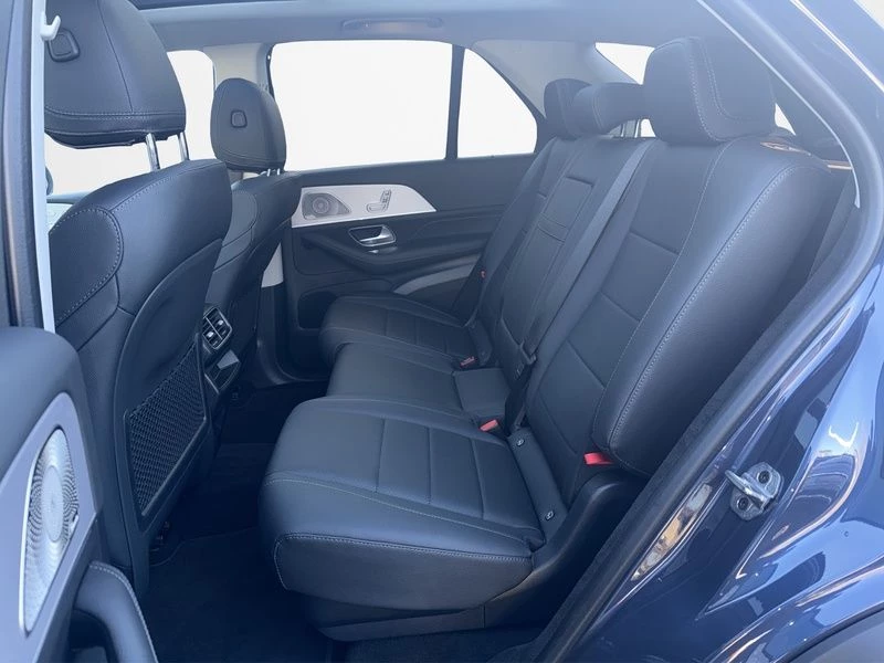 Mercedes-Benz GLE 300 d 4M PANO AHK DISTRO 7SITZ KEYLESS 360W167 GLE 300 d 4M PANO AHK DISTRO 7SITZ KEYLESS 360