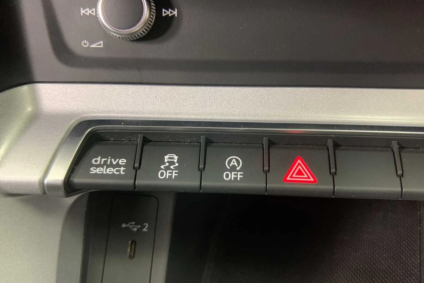 Audi-Q3-image-18