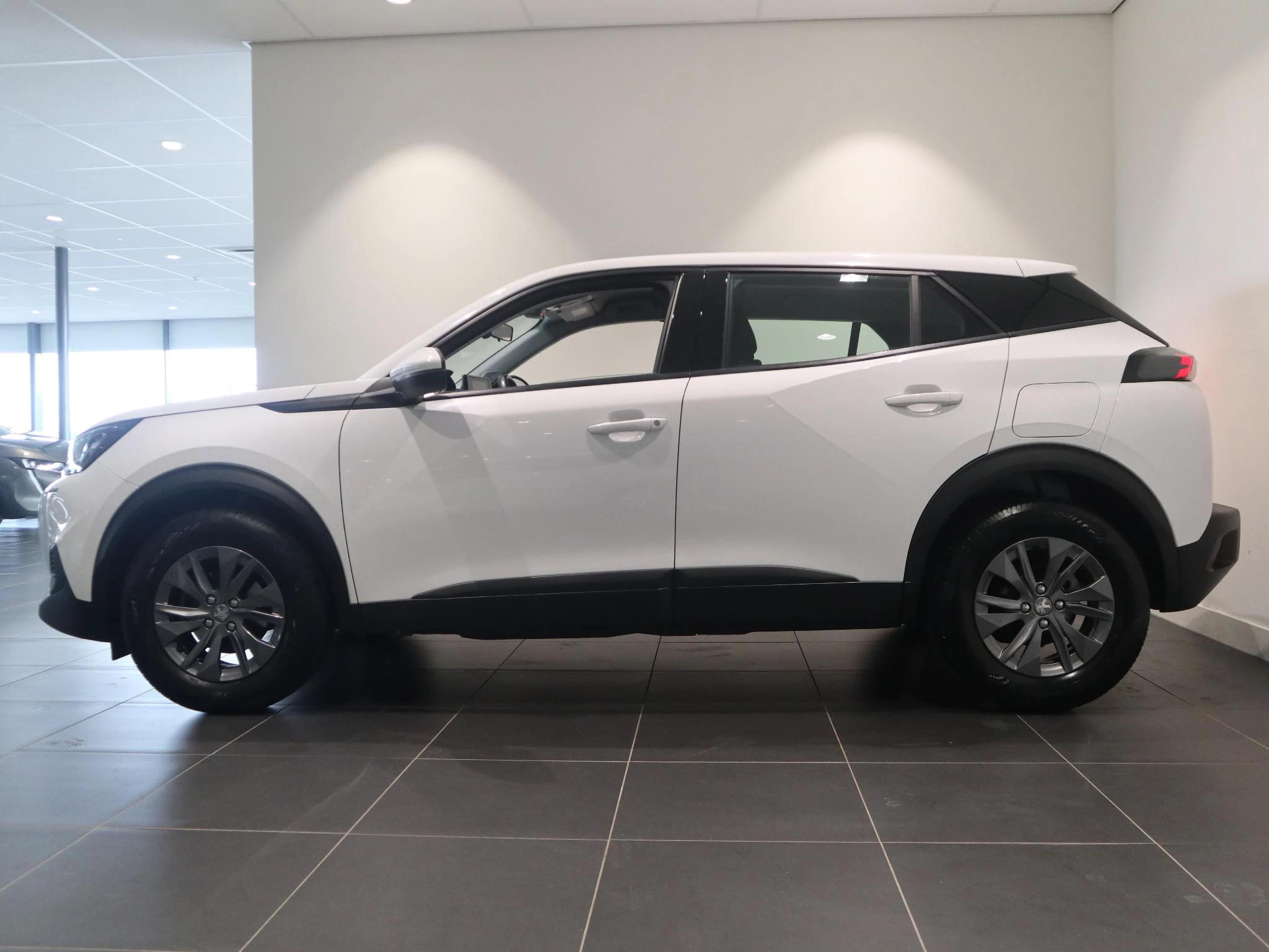 Peugeot-2008-image-3