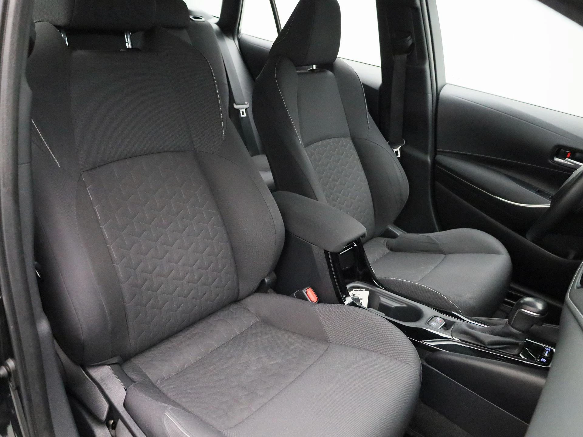 Toyota-Corolla Touring Sports-image-32