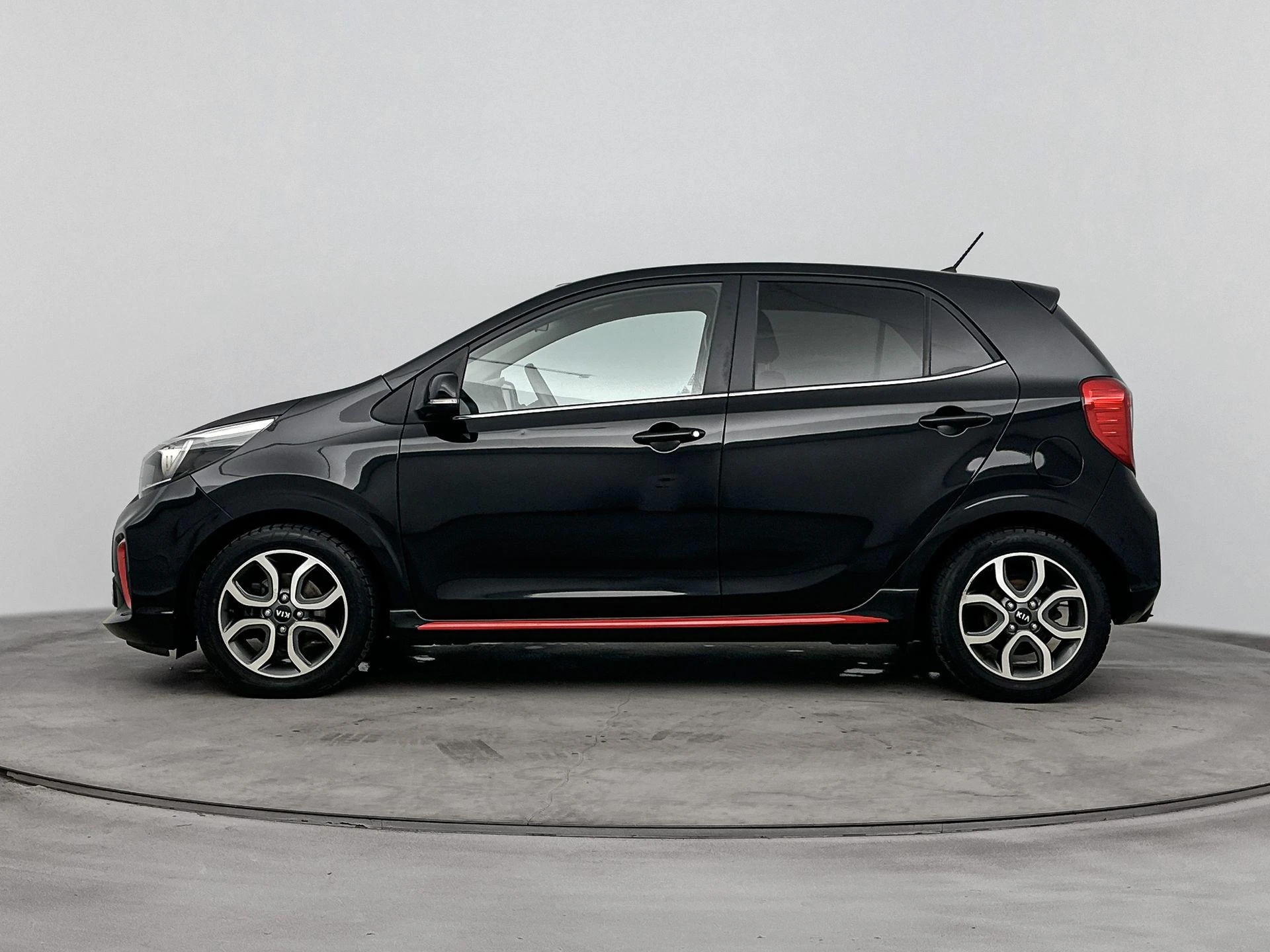 Kia-Picanto-image-1