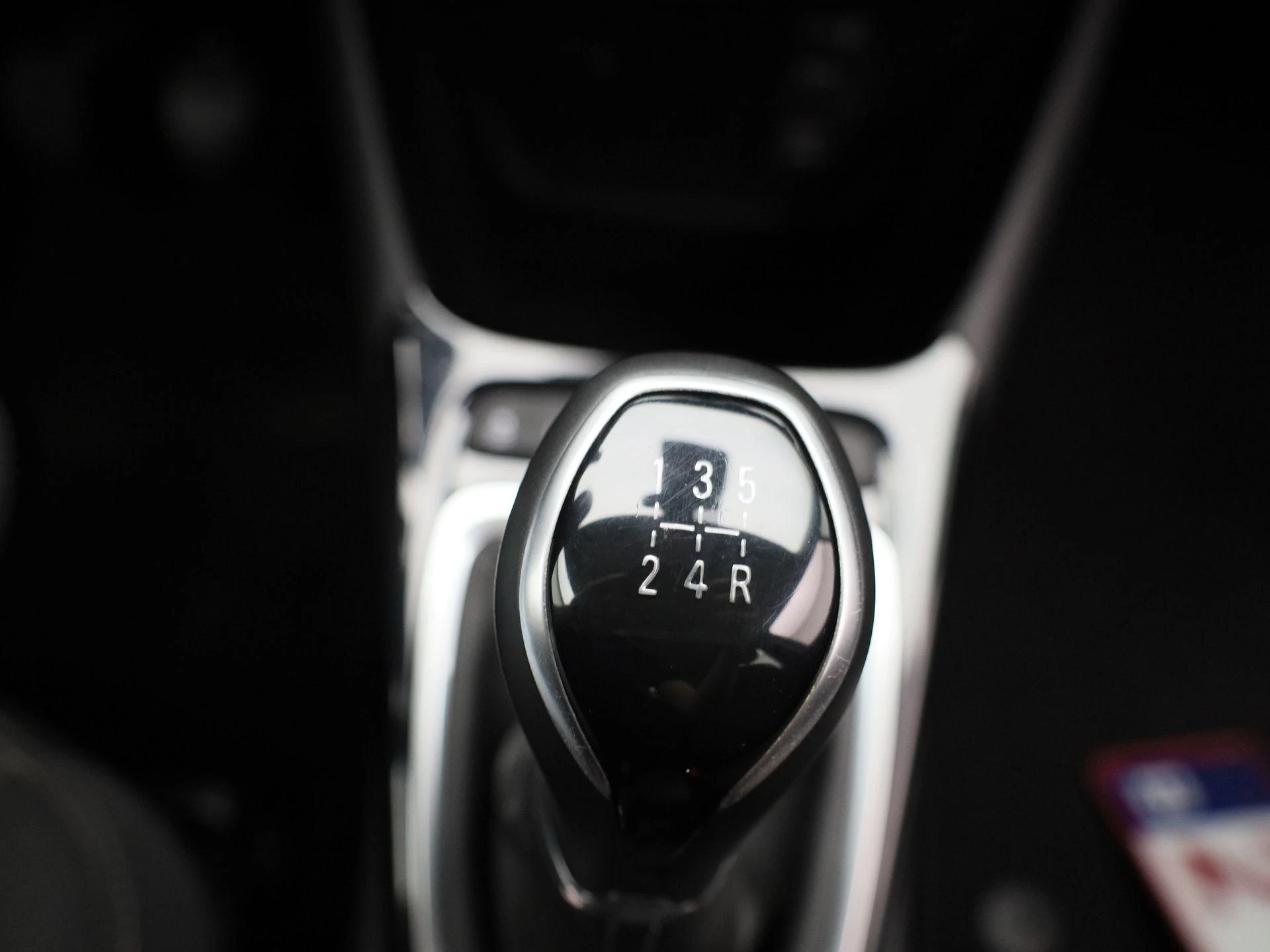 Opel-Crossland X-image-25