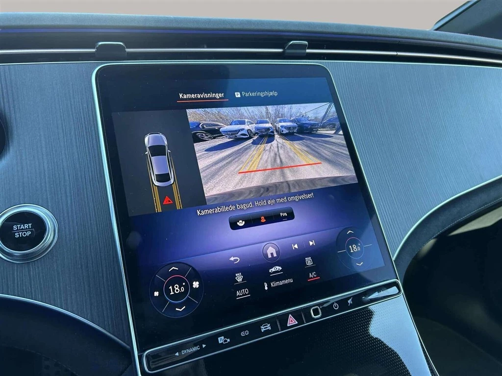 Mercedes-Benz-EQE-image-16