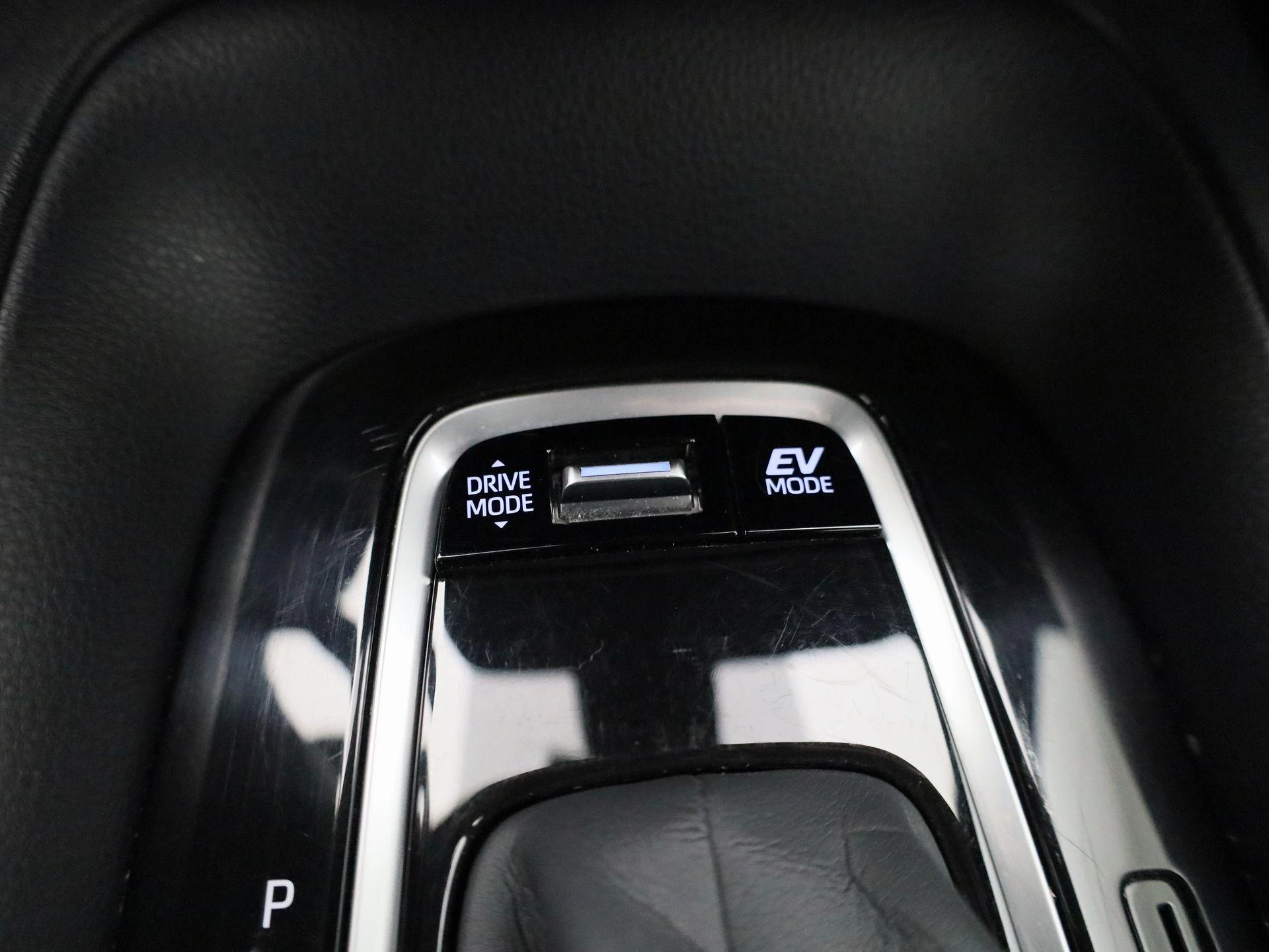Toyota-Corolla Touring Sports-image-20