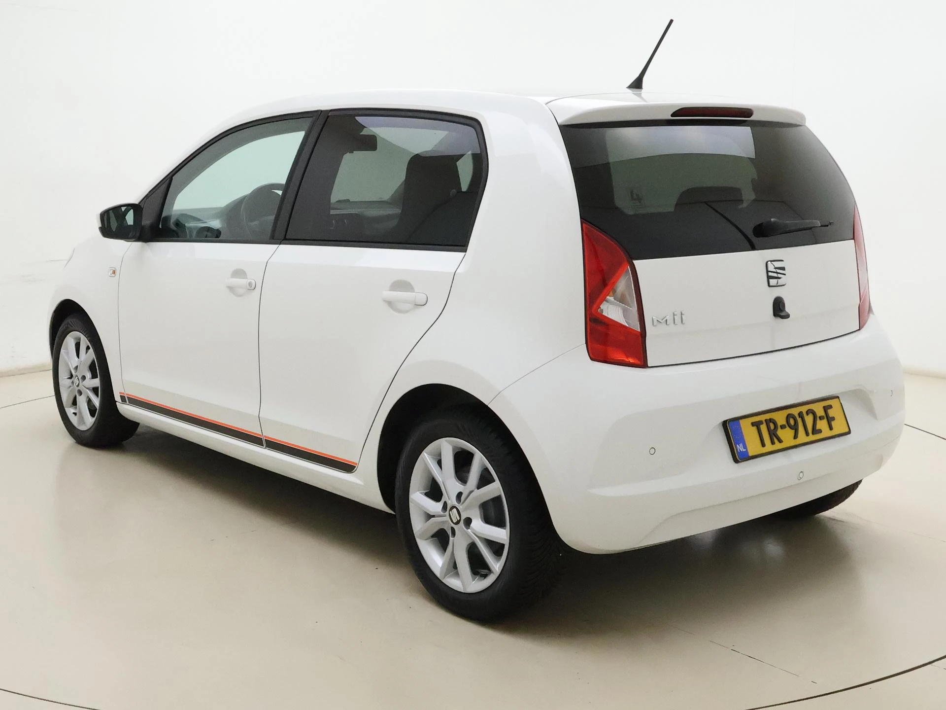SEAT-Mii-image-6