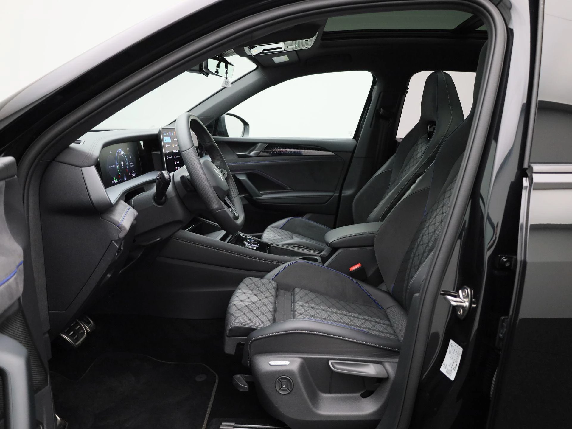 Volkswagen-Tayron-image-8