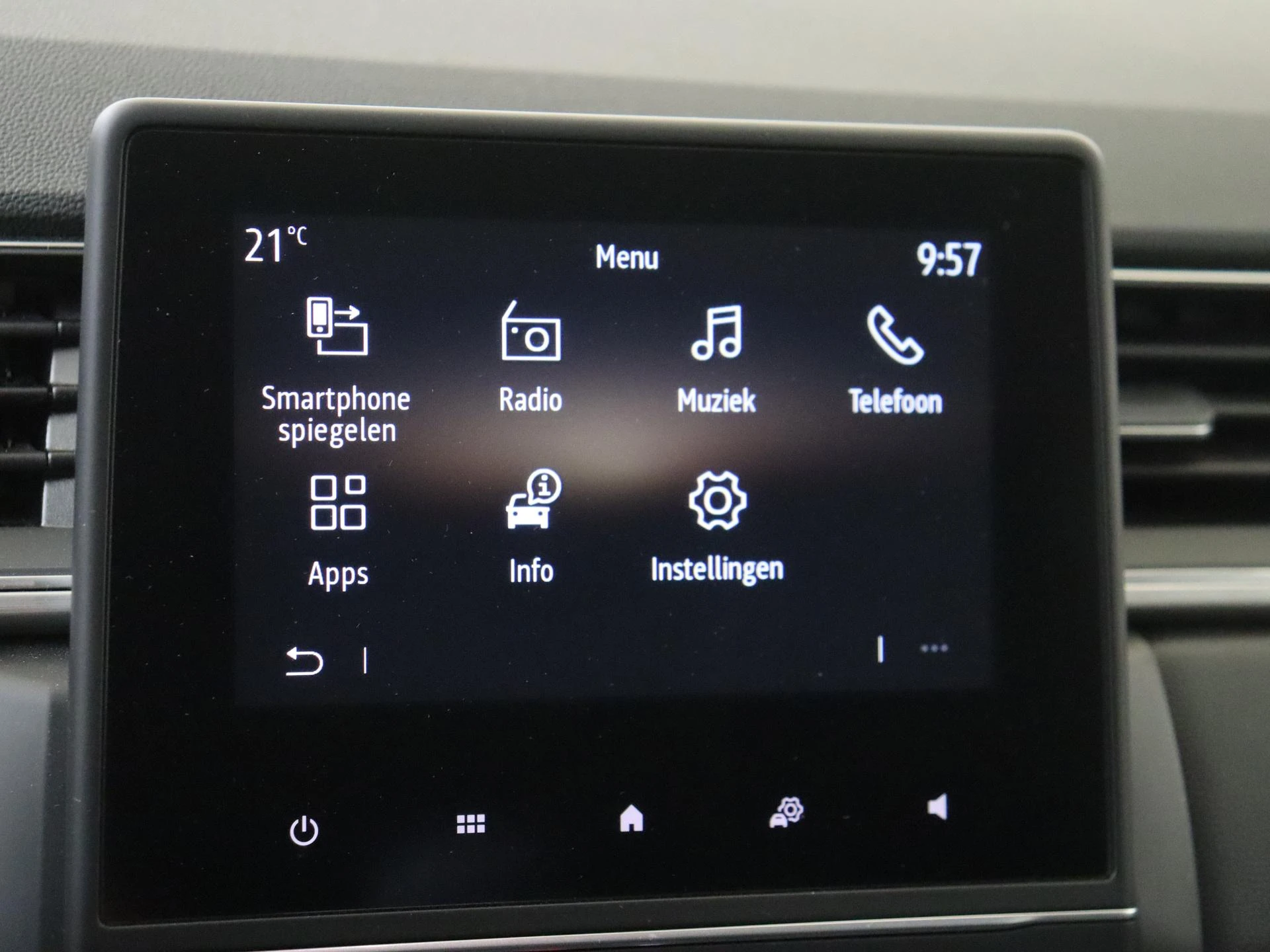 Renault-Captur-image-15