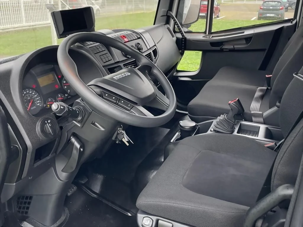 Iveco-Eurocargo-image-13