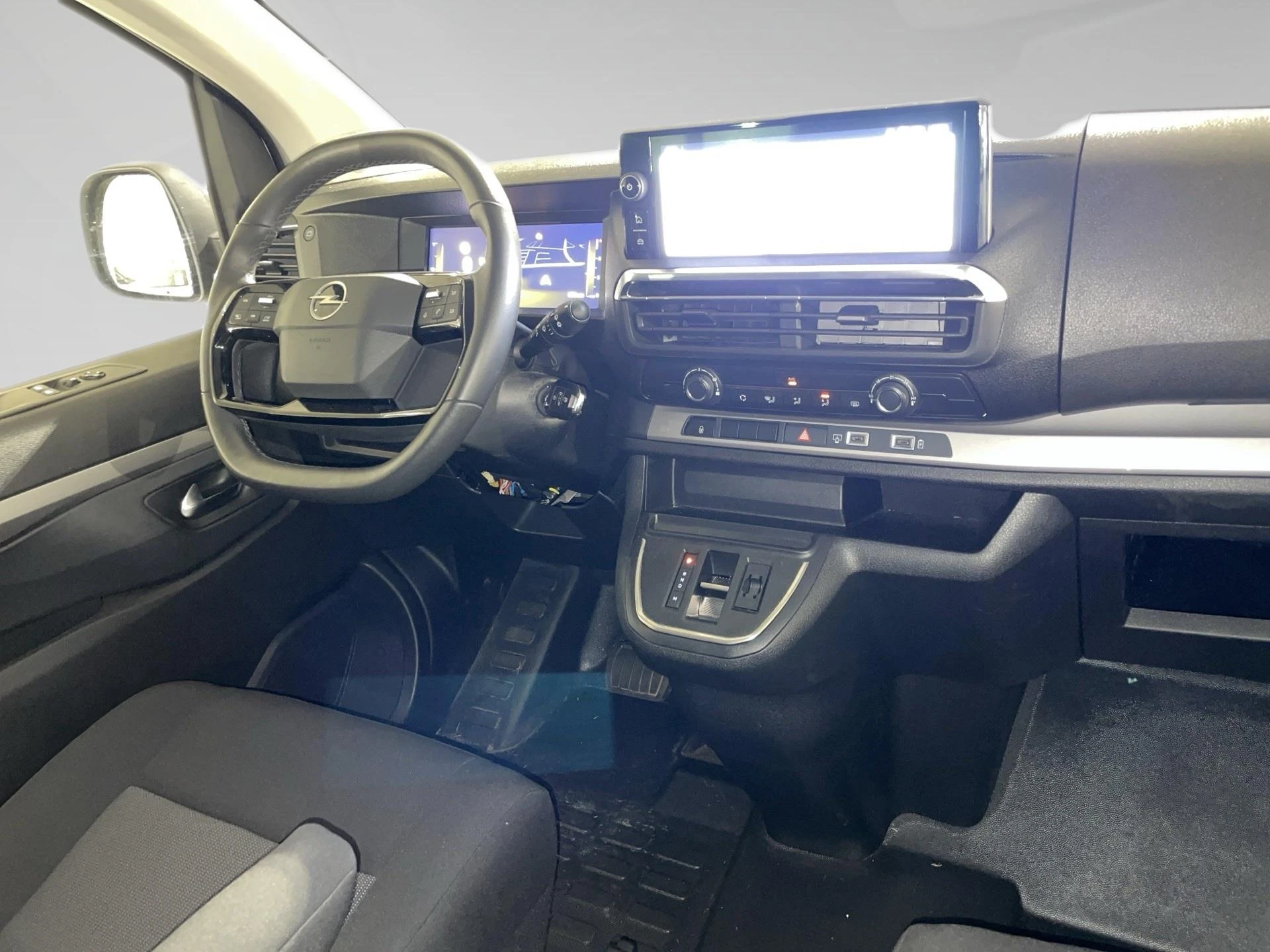 Opel-Zafira Life-image-6
