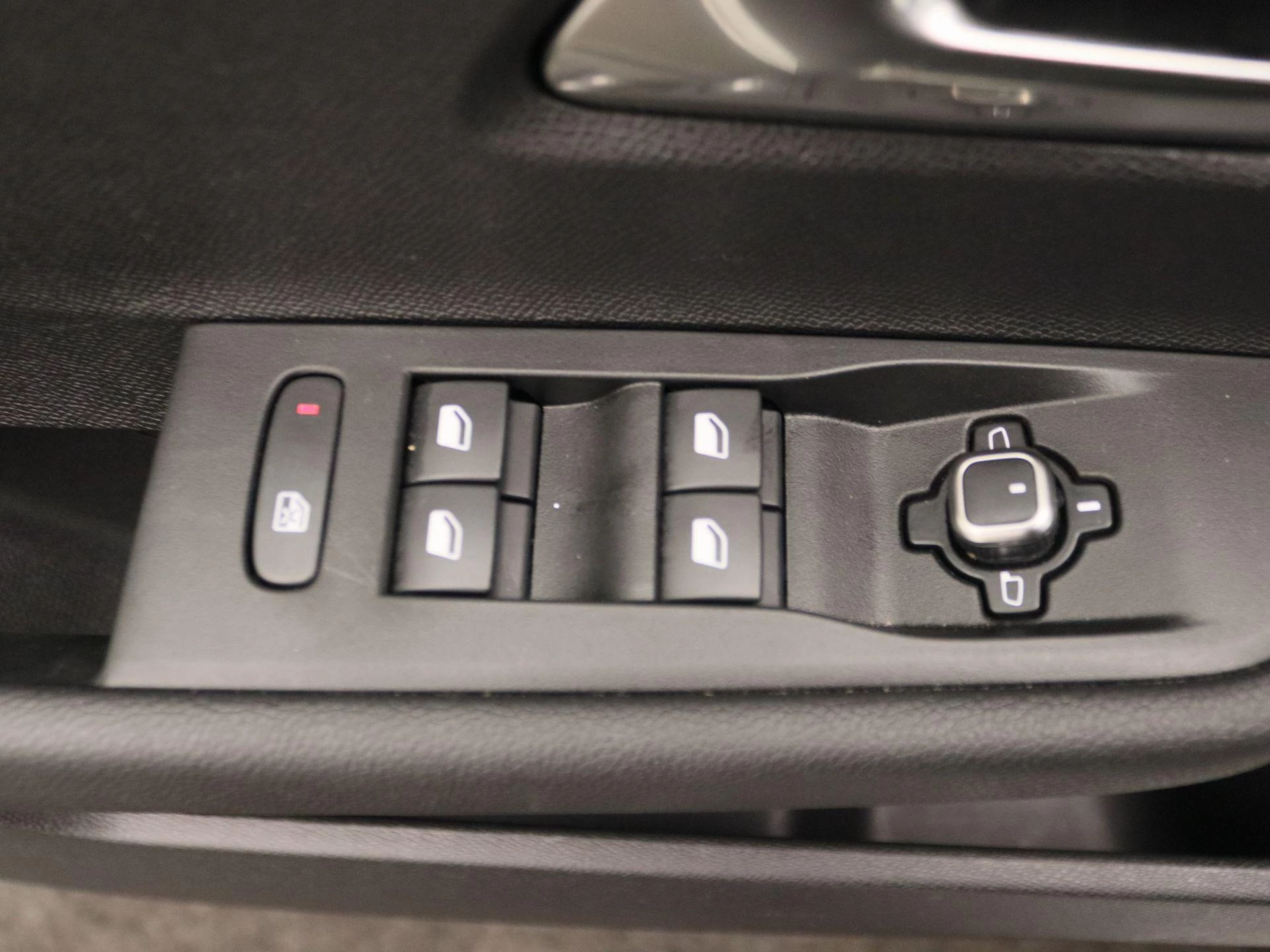 Opel-Astra-image-18