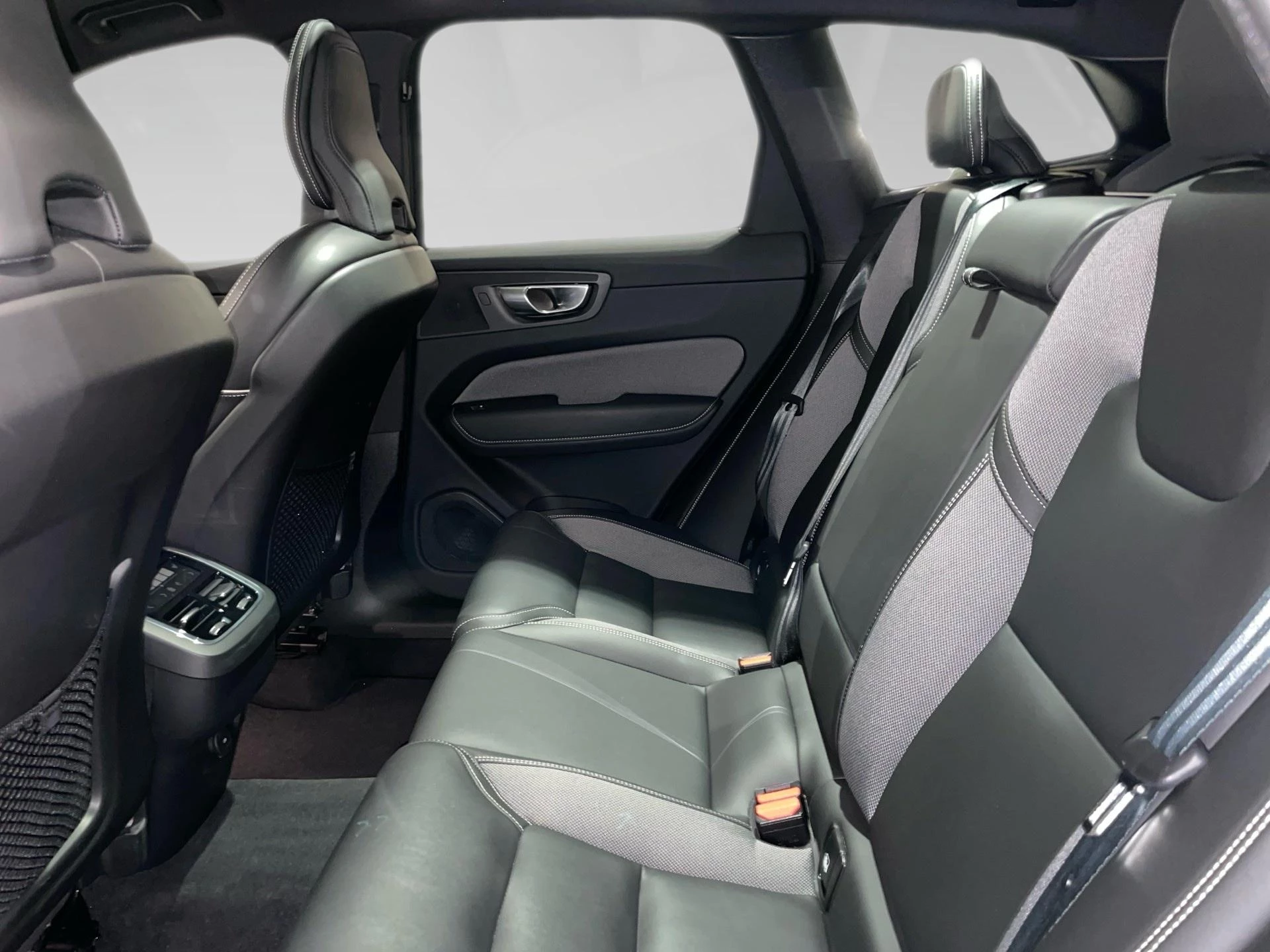 Volvo XC60 2.0 B4 D 4x4 Ultimate Dark Aut.