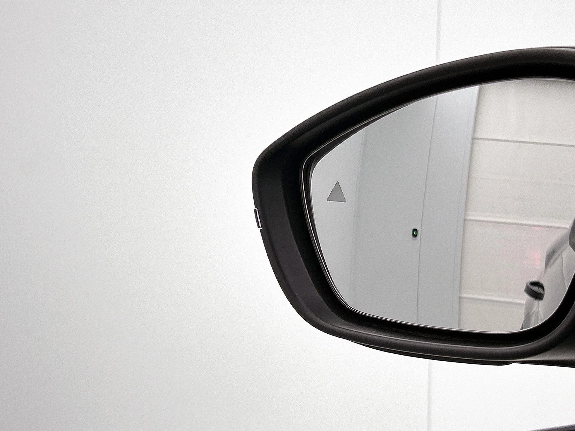 Opel-Frontera-image-19