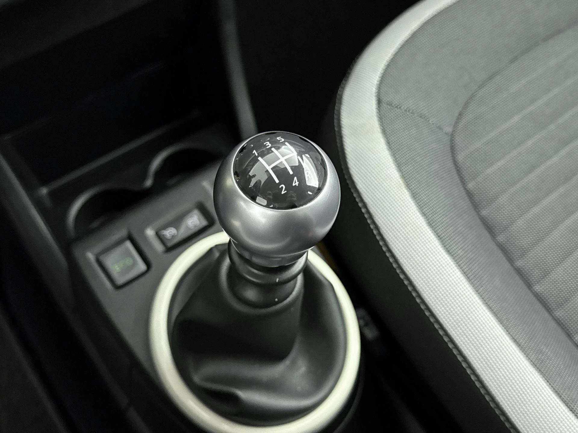 Renault-Twingo-image-22