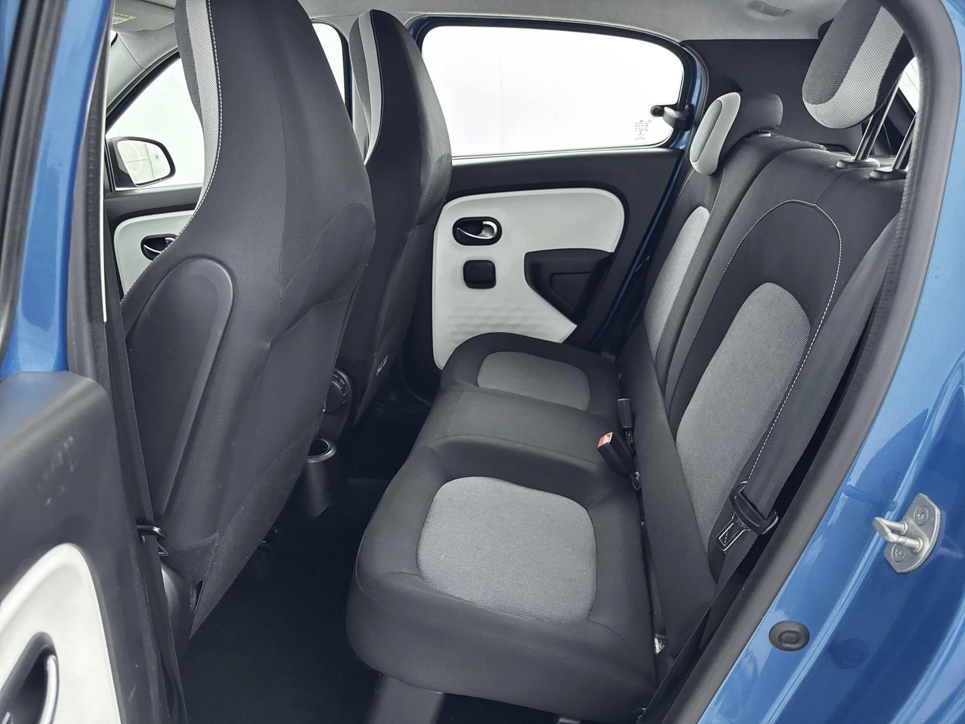 Renault-Twingo-image-22