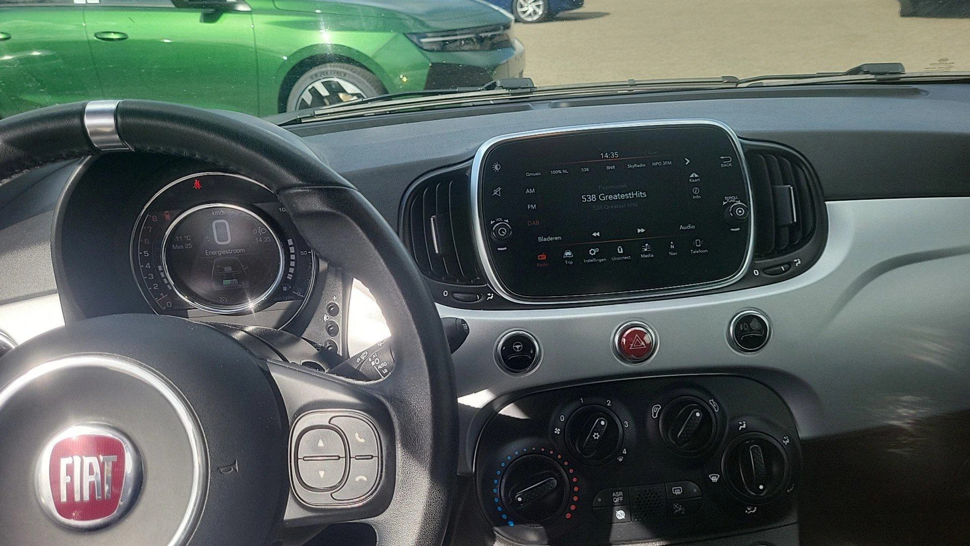 Fiat-500C-image-6