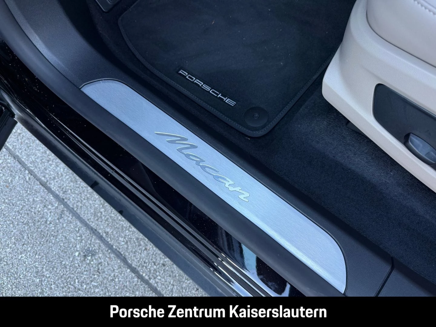 Porsche Macan Hinterachslenkung BOSE Luftfederung 21-Zol -