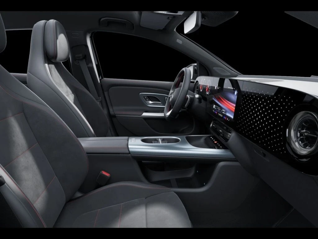 Mercedes-Benz-GLA 250+-image-9